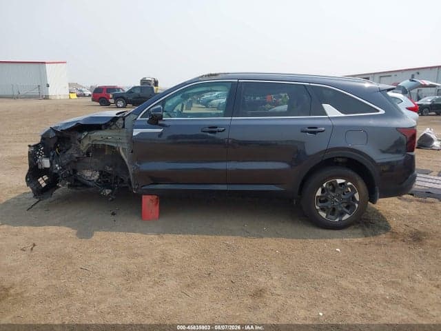 2025 KIA SORENTO S 14