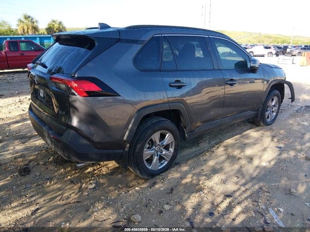 2025 TOYOTA RAV4 XLE 4