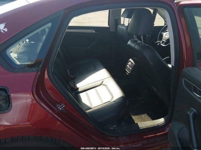 2019 VOLKSWAGEN PASSAT 2.0T WOLFSBURG EDITION 8