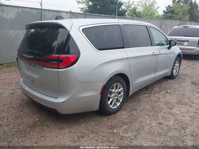 2024 CHRYSLER PACIFICA TOURING L 4