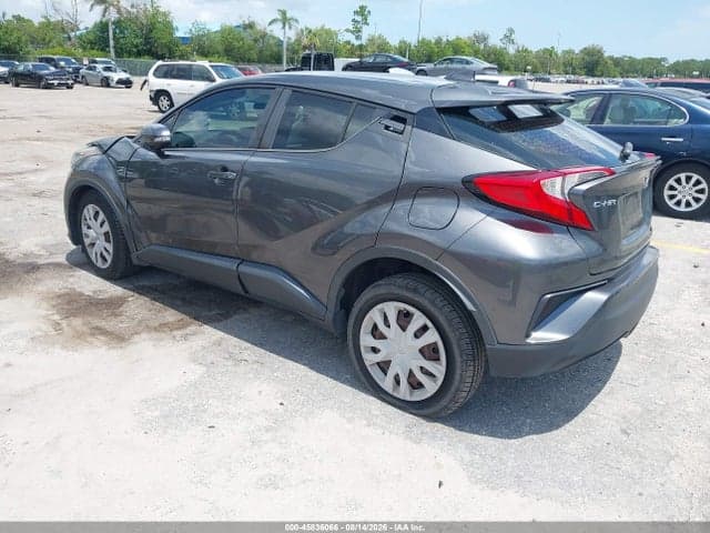 2020 TOYOTA C-HR LE 3