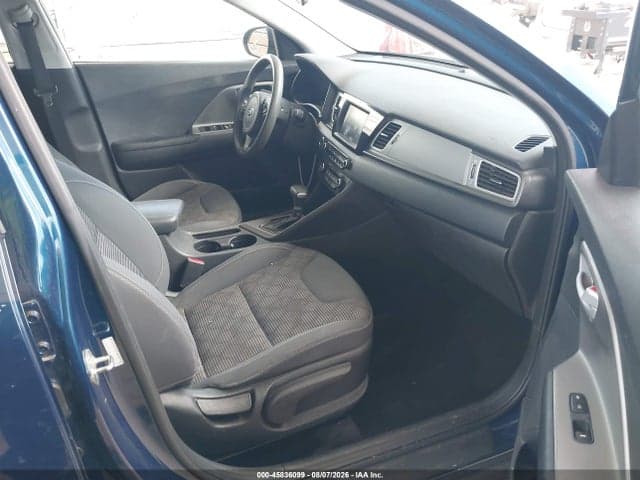 2017 KIA NIRO LX 5