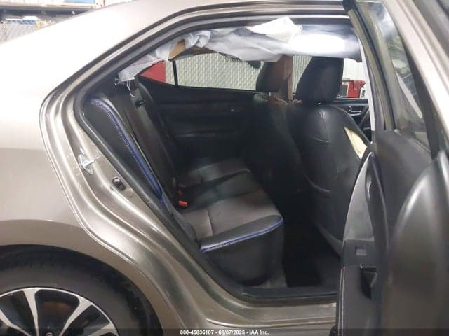 2017 TOYOTA COROLLA SE 8