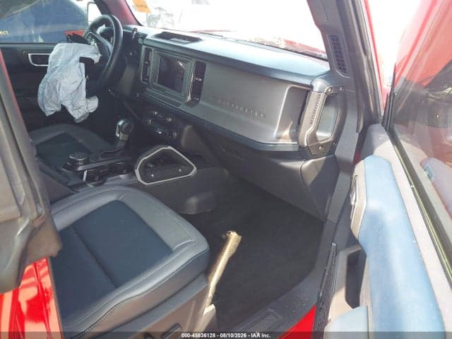 2023 FORD BRONCO OUTER BANKS 5