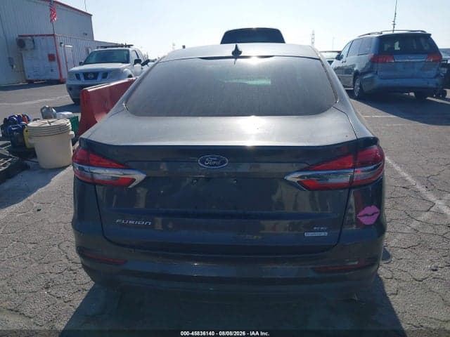 2019 FORD FUSION SE 17