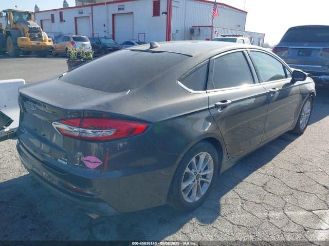 2019 FORD FUSION SE 4