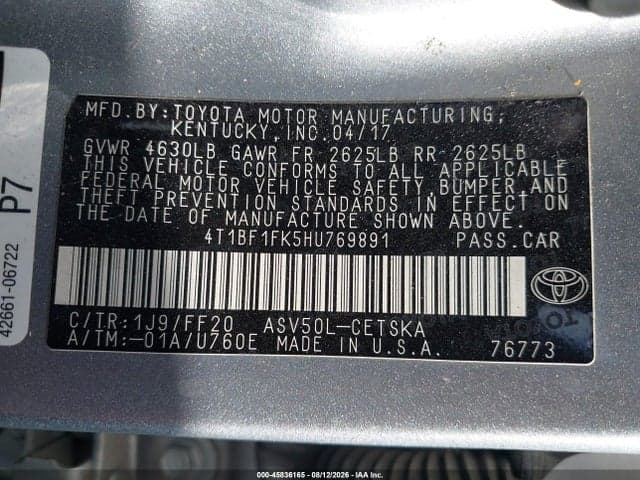 2017 TOYOTA CAMRY SE 9