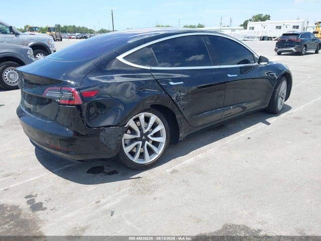 2017 TESLA MODEL 3 LONG RANGE/STANDARD 4