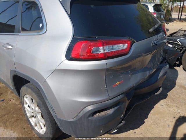 2018 JEEP CHEROKEE LATITUDE FWD 6