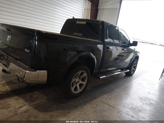 2017 RAM 1500 LARAMIE 4X4 5'7 BOX 4