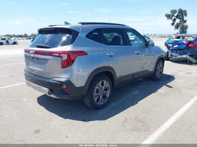 2024 KIA SELTOS S 4