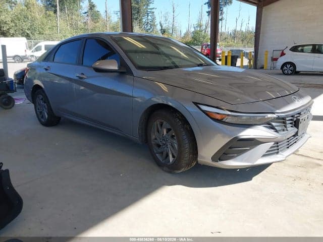 2024 HYUNDAI ELANTRA SEL 1