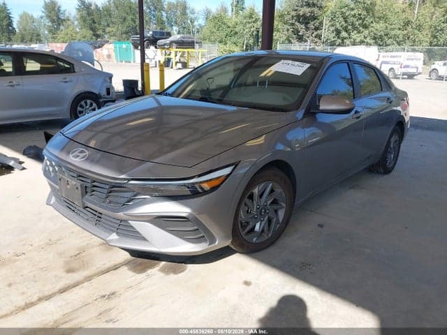 2024 HYUNDAI ELANTRA SEL 2