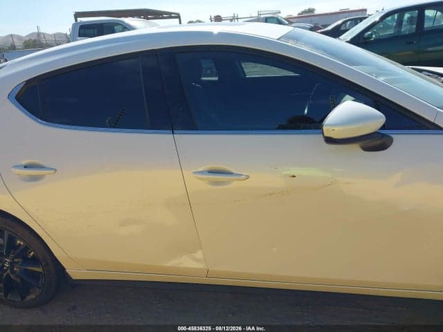 2023 MAZDA MAZDA3 2.5 S PREMIUM 13