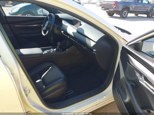 2023 MAZDA MAZDA3 2.5 S PREMIUM 5