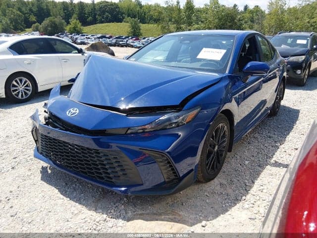 2026 TOYOTA CAMRY SE 2