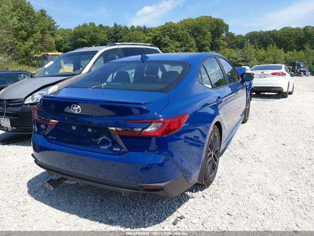 2026 TOYOTA CAMRY SE 4