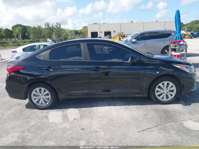 2020 HYUNDAI ACCENT SE 13
