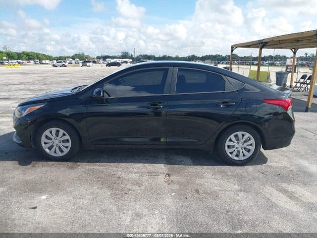 2020 HYUNDAI ACCENT SE 14