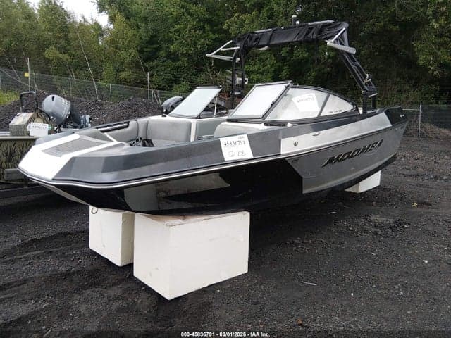 2017 MOOMBA OTHER 2