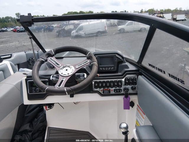 2017 MOOMBA OTHER 7