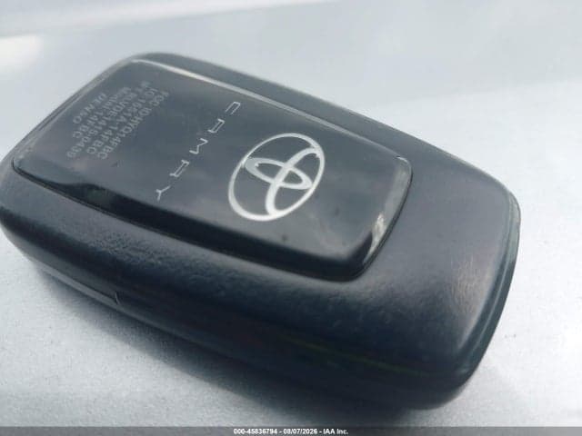 2018 TOYOTA CAMRY XLE V6 11