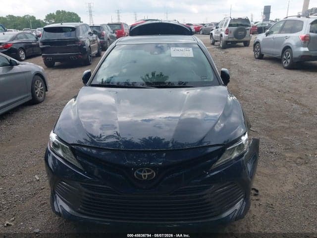 2018 TOYOTA CAMRY XLE V6 17