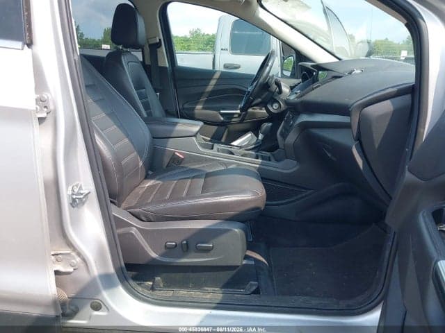 2017 FORD ESCAPE SE 5