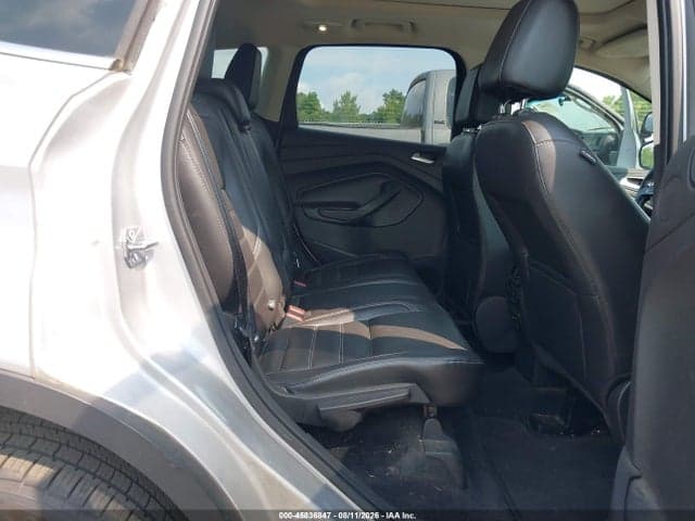 2017 FORD ESCAPE SE 8