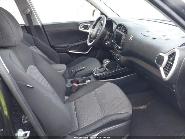 2025 KIA SOUL LX 5