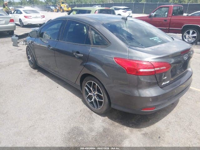 2017 FORD FOCUS SEL 3