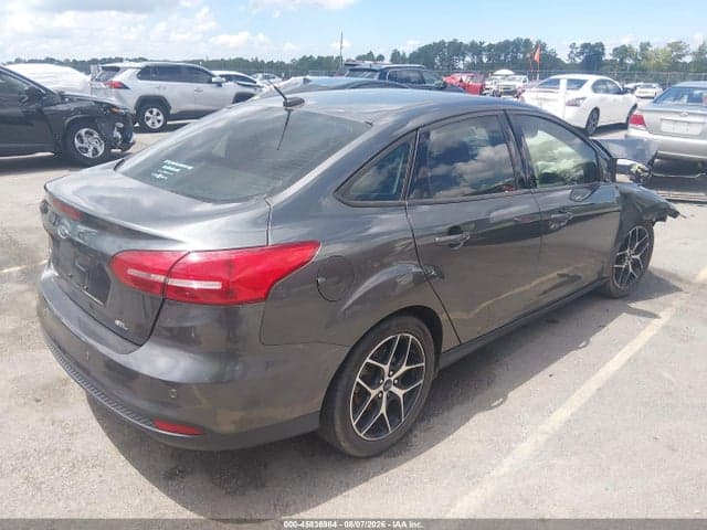 2017 FORD FOCUS SEL 4