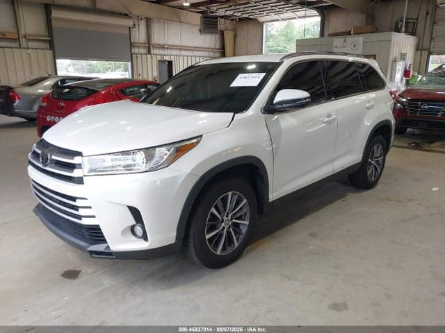 2019 TOYOTA HIGHLANDER XLE 2