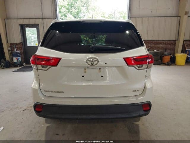 2019 TOYOTA HIGHLANDER XLE 16