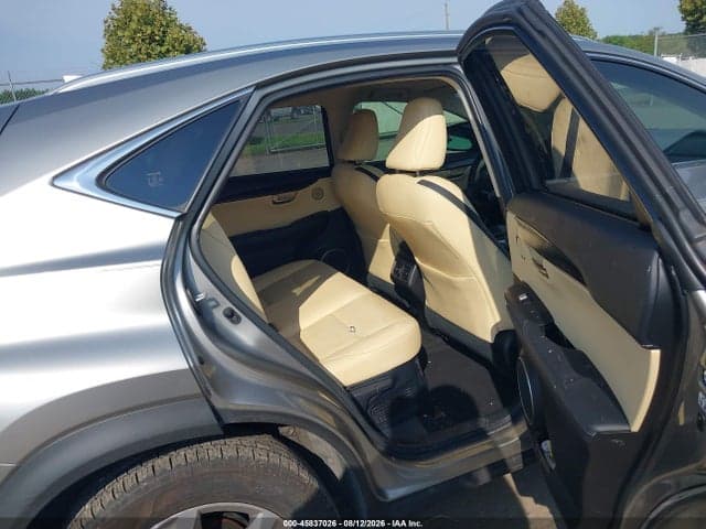 2017 LEXUS NX 200T 8