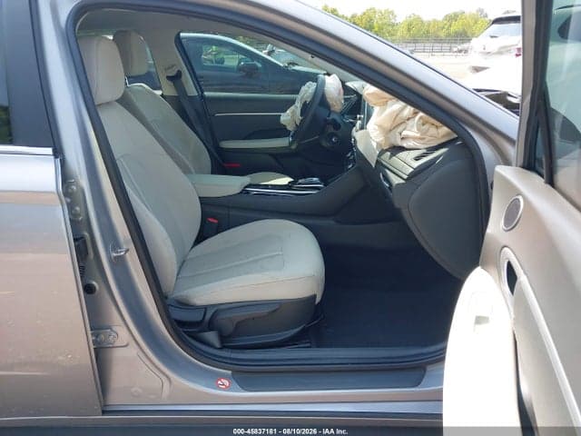2023 HYUNDAI SONATA SE 5