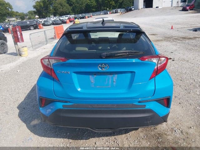 2019 TOYOTA C-HR XLE 16