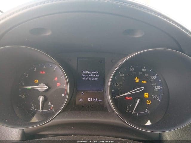 2019 TOYOTA C-HR XLE 7