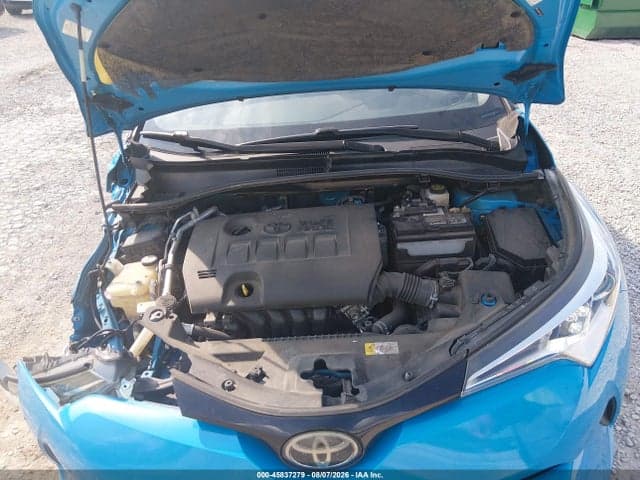 2019 TOYOTA C-HR XLE 10