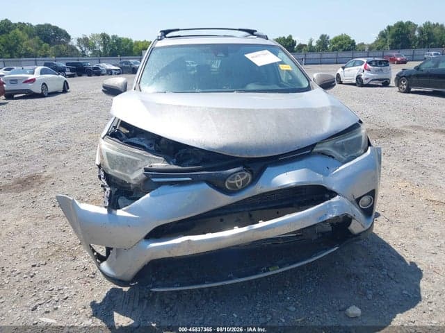 2018 TOYOTA RAV4 XLE 6