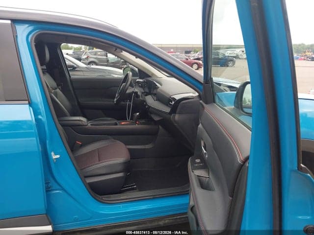2025 NISSAN KICKS SR INTELLIGENT AWD 5