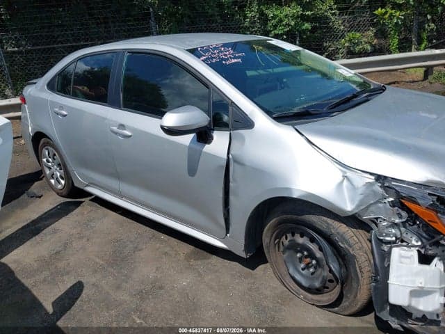 2025 TOYOTA COROLLA LE 13