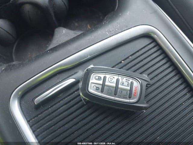 2024 CHRYSLER PACIFICA TOURING L 11