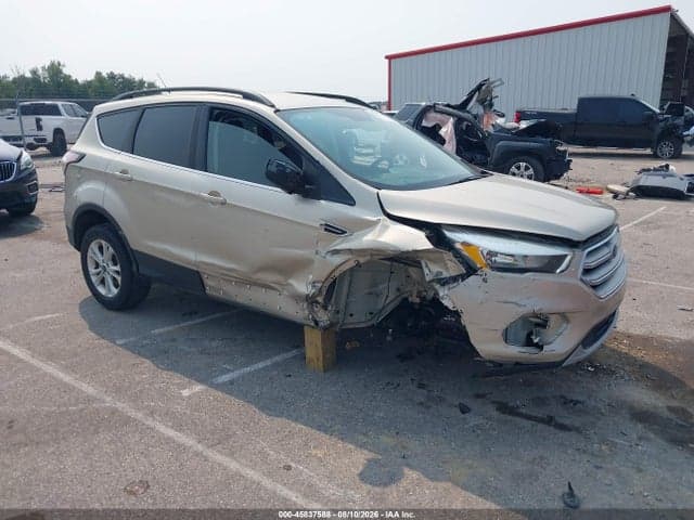 2018 FORD ESCAPE SE 1