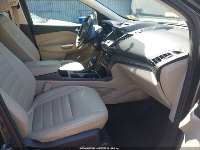 2017 FORD ESCAPE SE 5