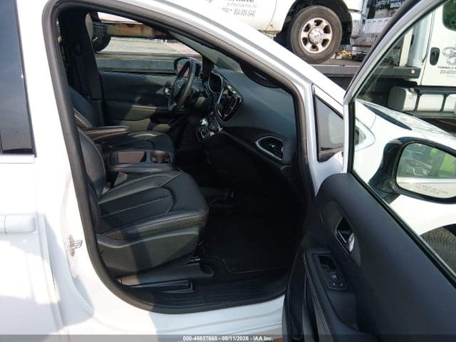 2025 CHRYSLER PACIFICA SELECT 5
