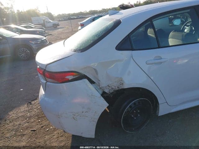 2021 TOYOTA COROLLA LE 6
