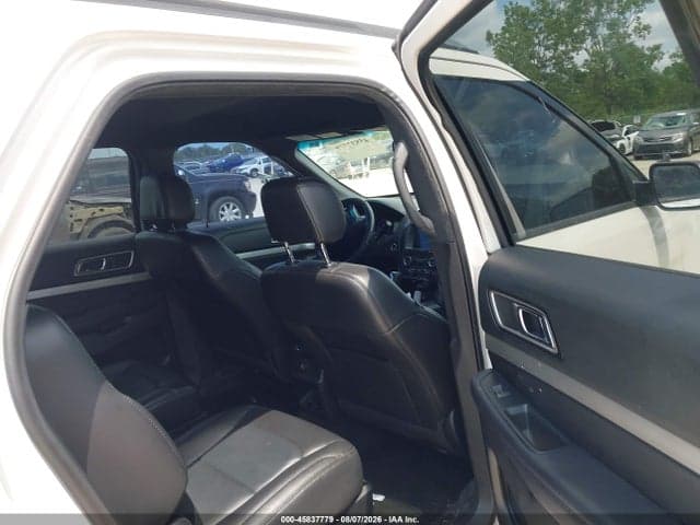 2017 FORD EXPLORER XLT 8