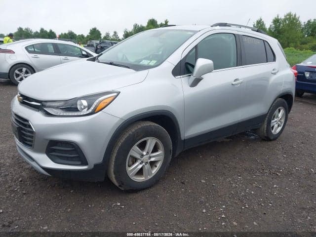 2020 CHEVROLET TRAX AWD LT 2