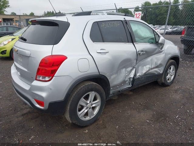 2020 CHEVROLET TRAX AWD LT 4